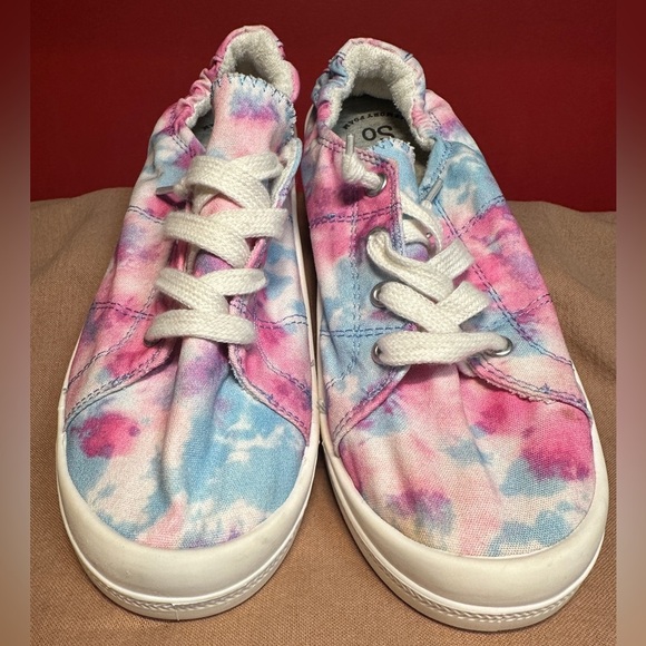 SO Slip On Canvas Sneakers Pink Blue White Tie Dye Women’s Size 9.5 - Picture 3 of 10